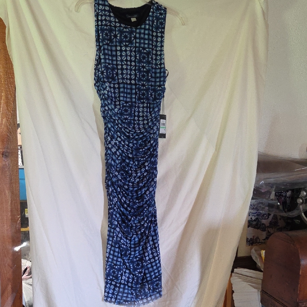 Tommy Hilfiger Navy and Light Blue Dress size 8